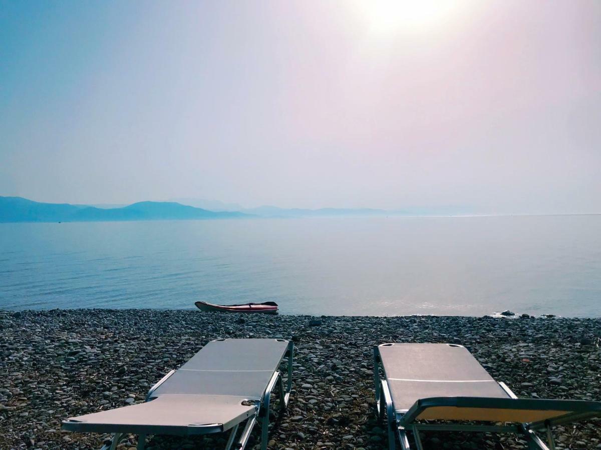 Seaside House Villa Aigio Exterior photo